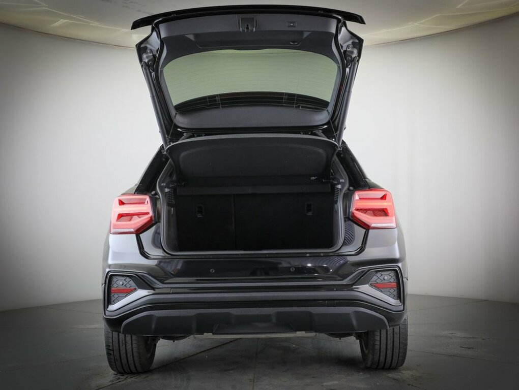 Audi Q2 S Line 35 Tfsi 150 Ps S Tronic Grey #13