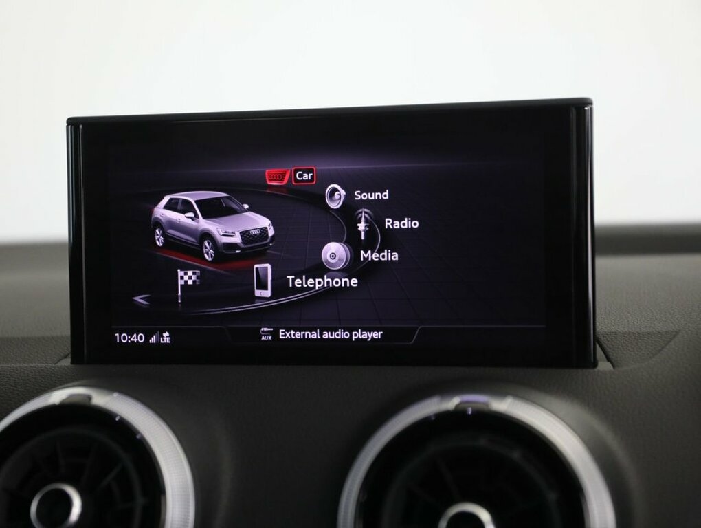 Audi Q2 S Line 35 Tfsi 150 Ps S Tronic Grey #40