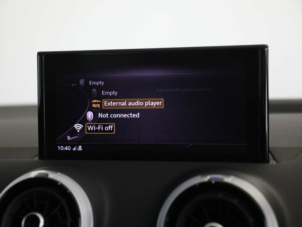 Audi Q2 S Line 35 Tfsi 150 Ps S Tronic Grey #39