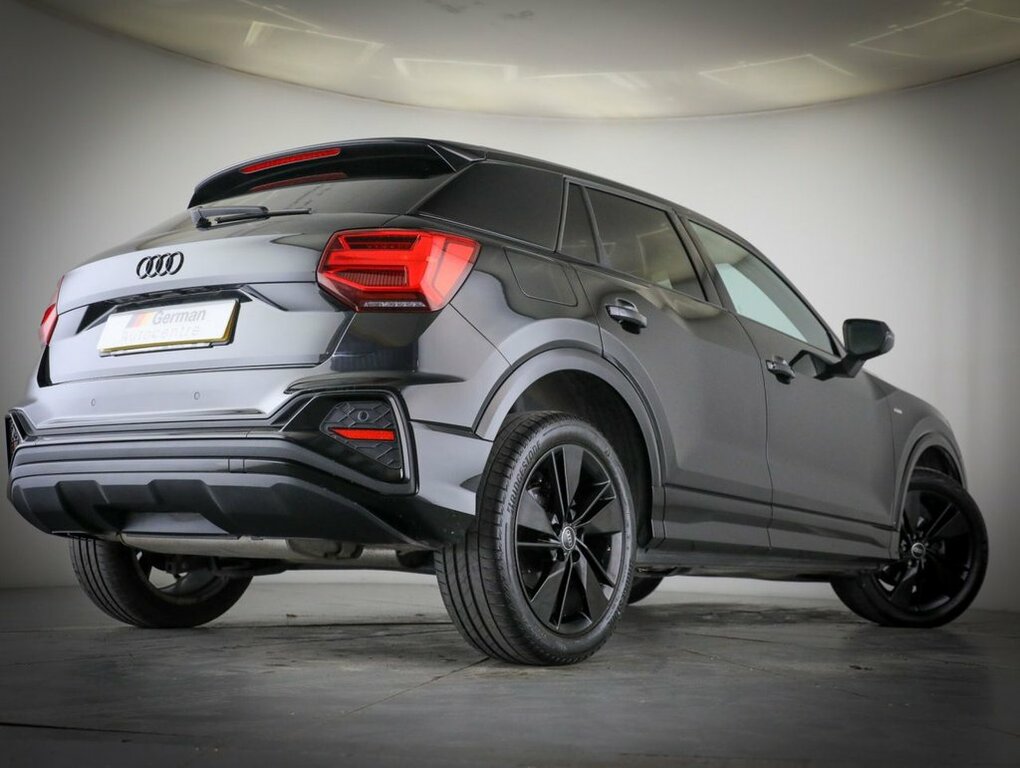 Audi Q2 1.5L S Line Black #6
