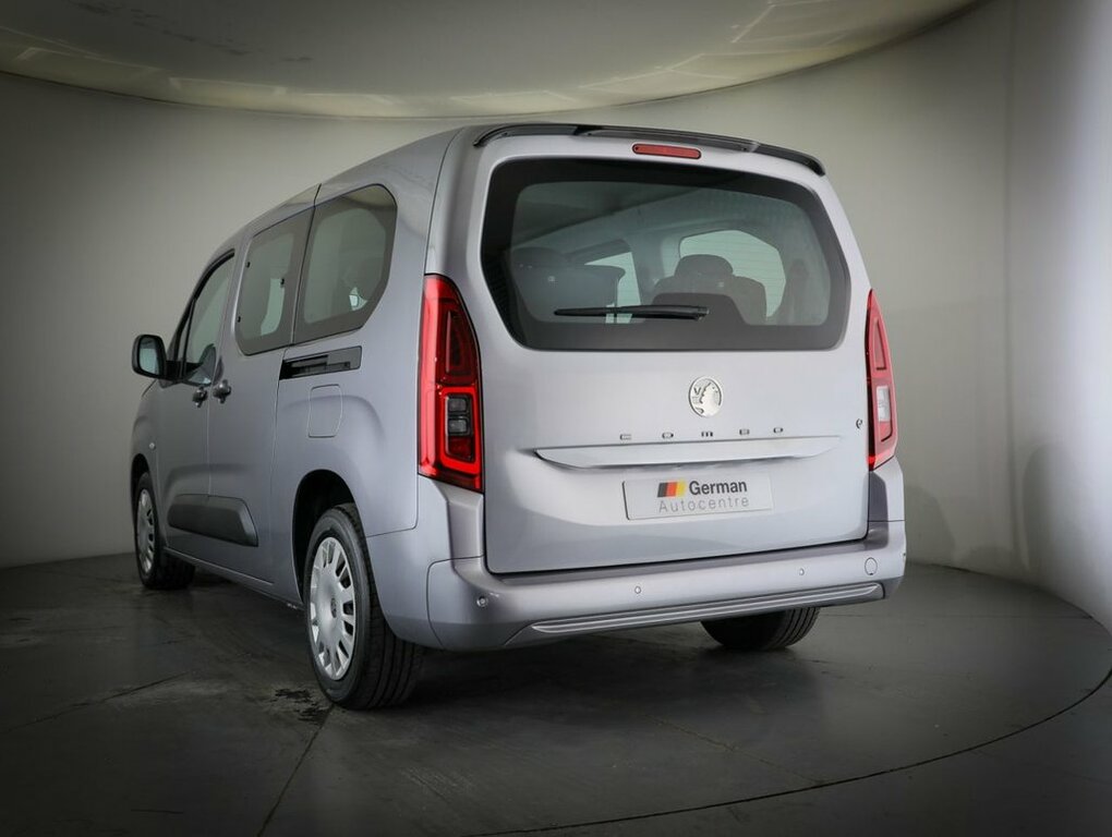 Vauxhall Combo-e Life 52Kwh Ultimate XL Mpv 7.4Kw Cha White #14