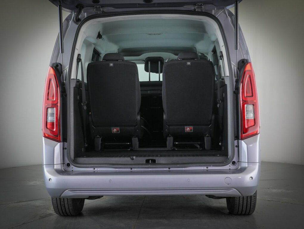Vauxhall Combo-e Life 52Kwh Ultimate XL Mpv 7.4Kw Cha White #13