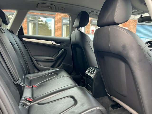 Audi A4 Avant Avant 2.0 Tdi Ultra Se Technik Euro 6 Ss Black #18