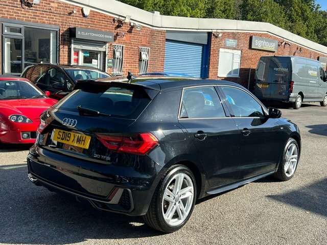 Audi A1 1.0 Tfsi 30 S Black #2