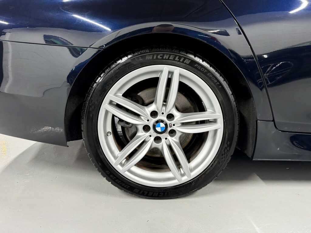 BMW 5 Series 3.0 530D M Sport Saloon Black #3