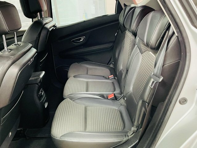 Renault Scenic Signature Nav Dci Black #8
