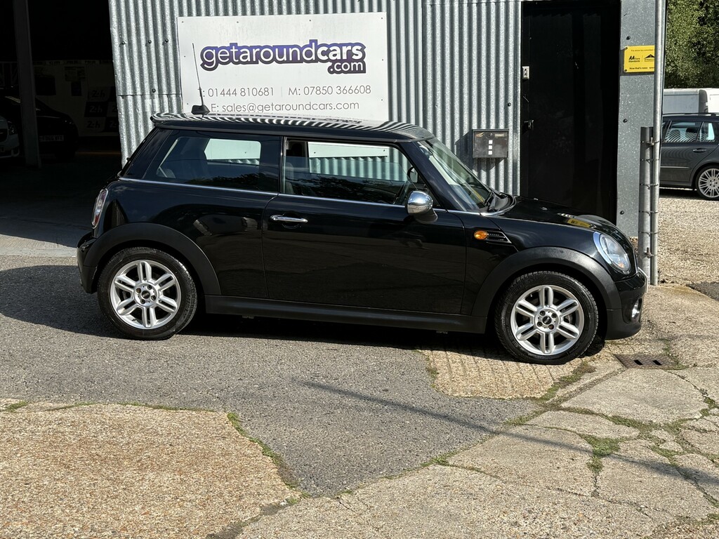 Mini Hatch 1.6 Cooper Black #2