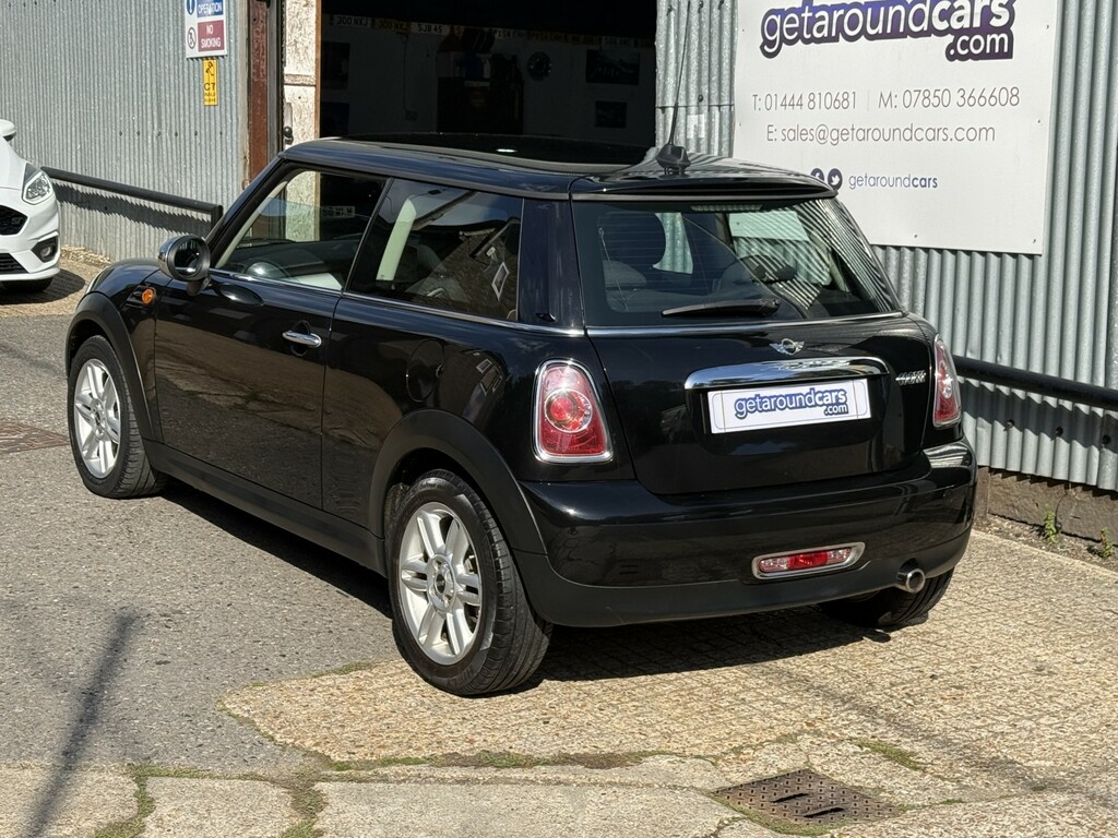 Mini Hatch 1.6 Cooper Black #3