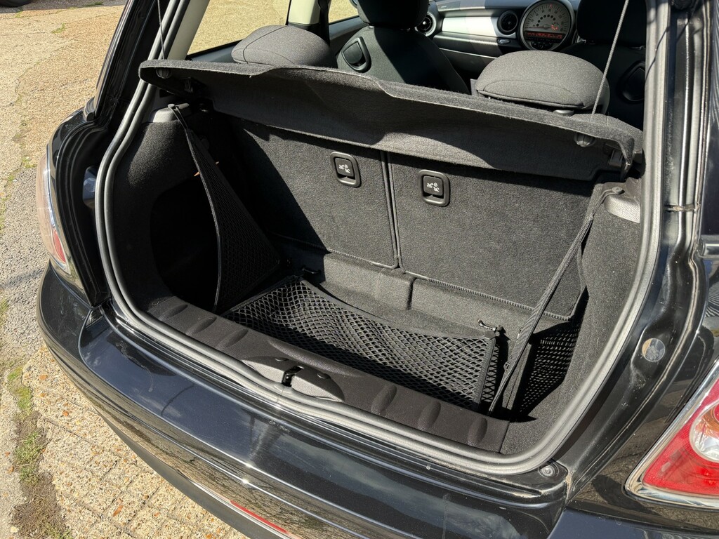 Mini Hatch 1.6 Cooper Black #6