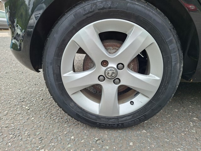Vauxhall Corsa 1.4 16V Se Euro 5 Silver #10