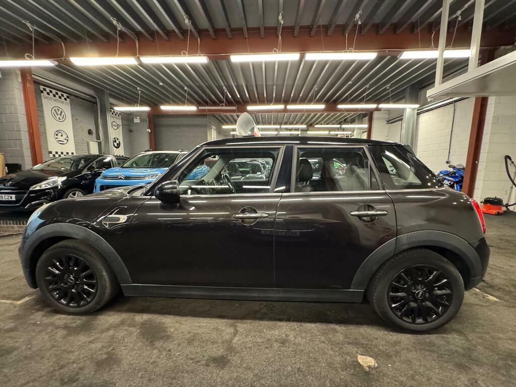 Mini Hatch 1.5 Cooper Euro 6 S S Brown #4