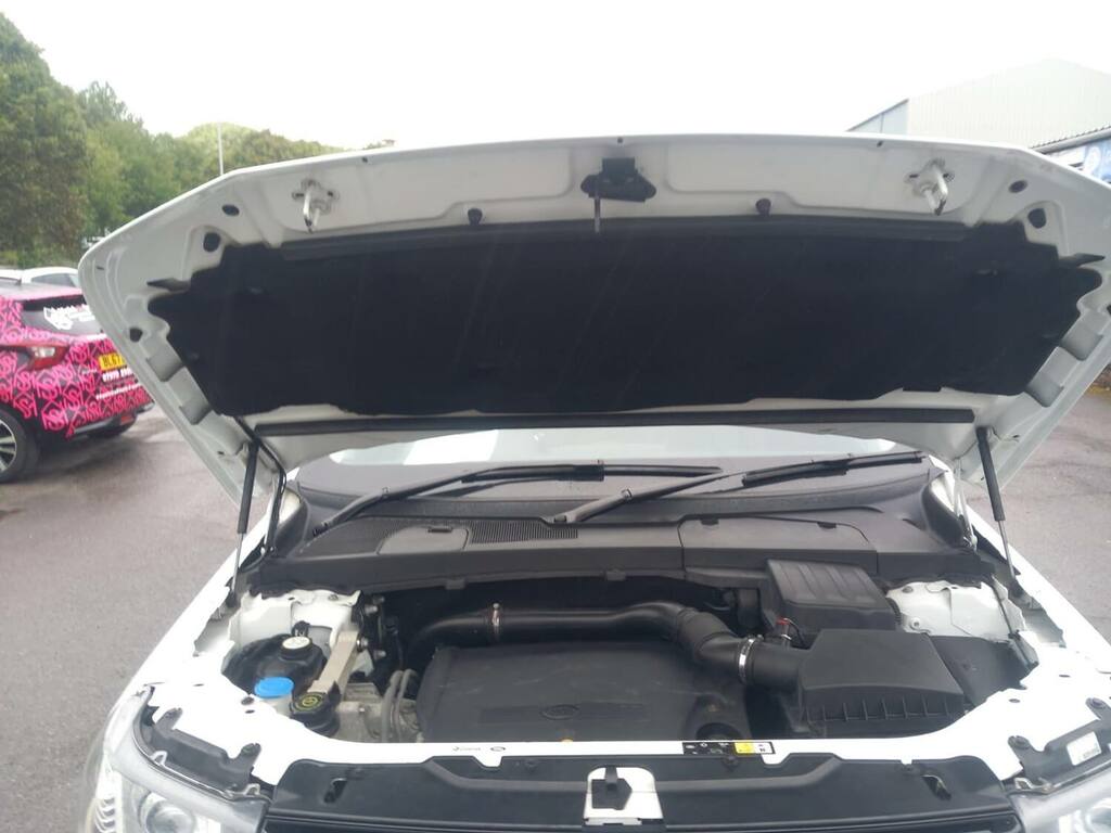 Land Rover Freelander 2.2 Sd4 Se Only 77,000 Mile 77K Commandsh White #6