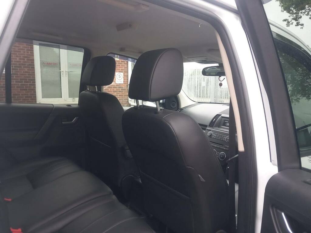 Land Rover Freelander 2.2 Td4 Xs White #11