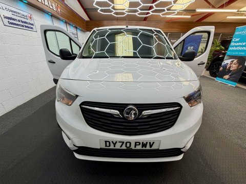 Vauxhall Combo 1.5 Turbo D White #3