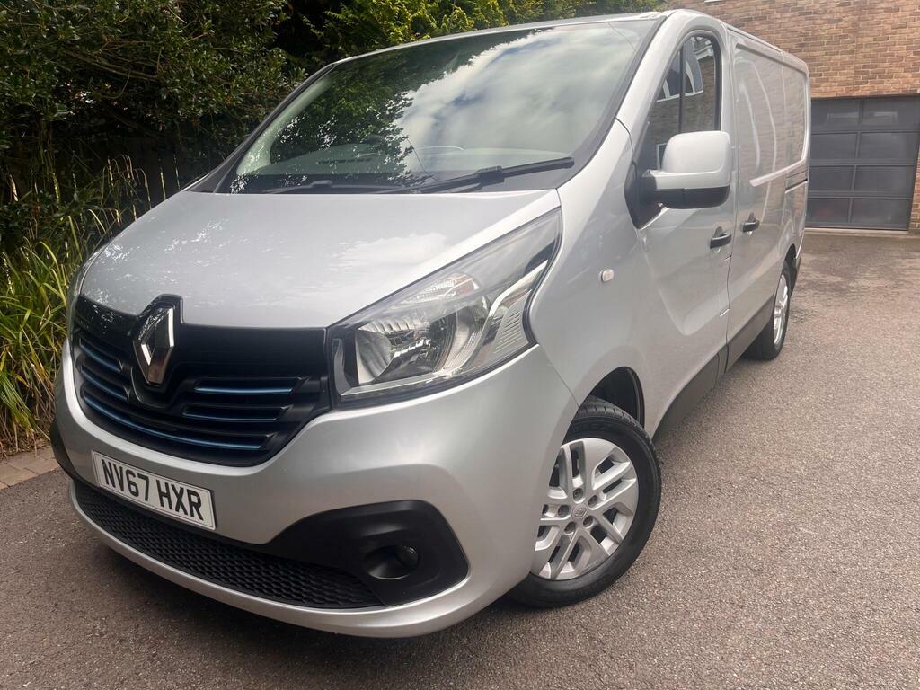 Renault Trafic 1.6 Dci 29 Business Panel Van Swb Standard Roof White #1