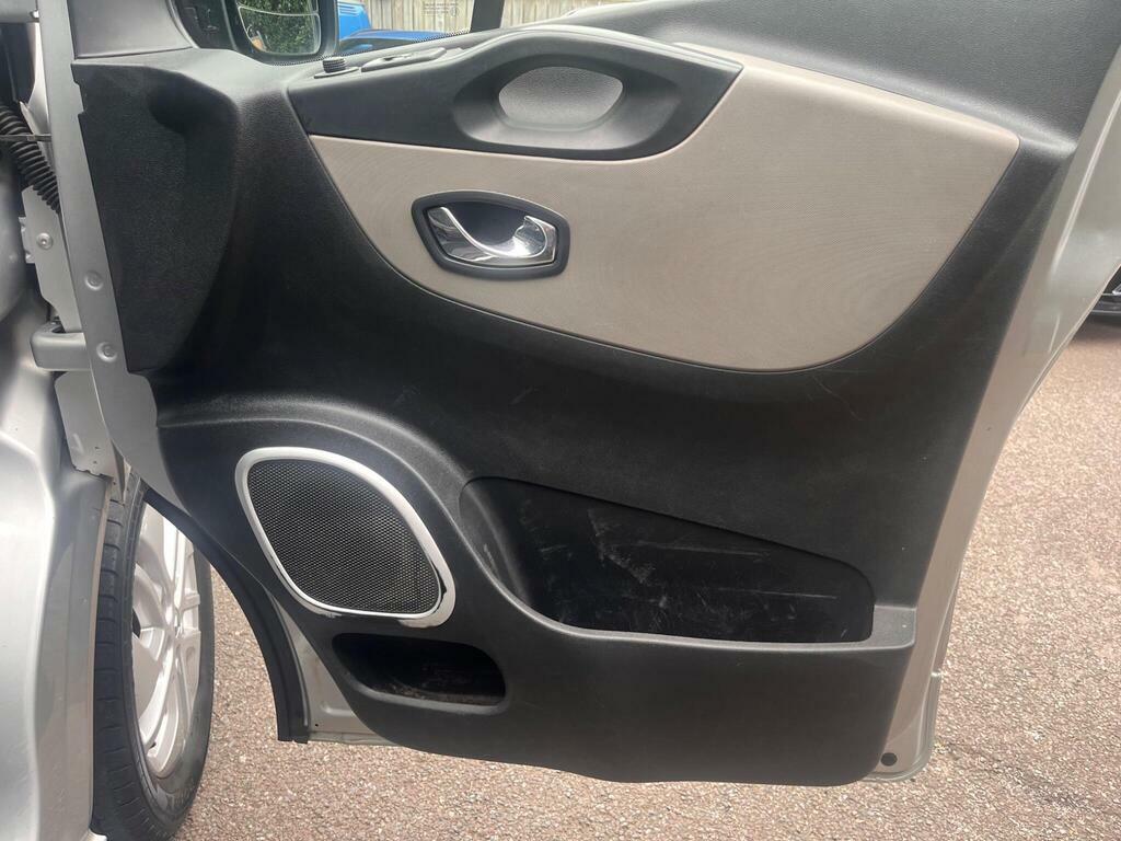 Renault Trafic 1.6 Dci 29 Business Panel Van Swb Standard Roof White #34