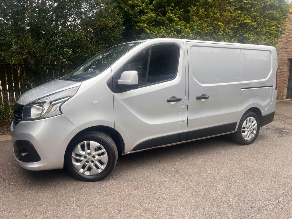 Renault Trafic 1.6 Dci 29 Business Panel Van Swb Standard Roof White #4