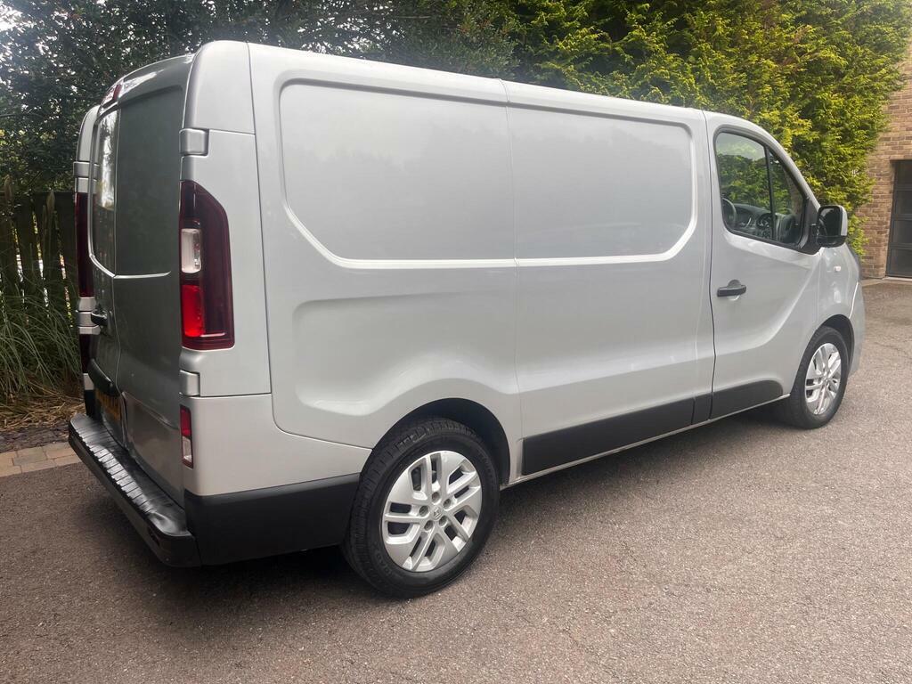 Renault Trafic 1.6 Dci 29 Business Panel Van Swb Standard Roof White #12