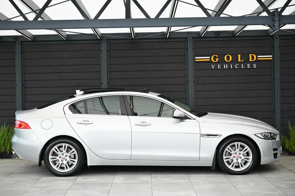 Jaguar XE 2.0I Prestige Saloon Euro 6 S S Silver #5