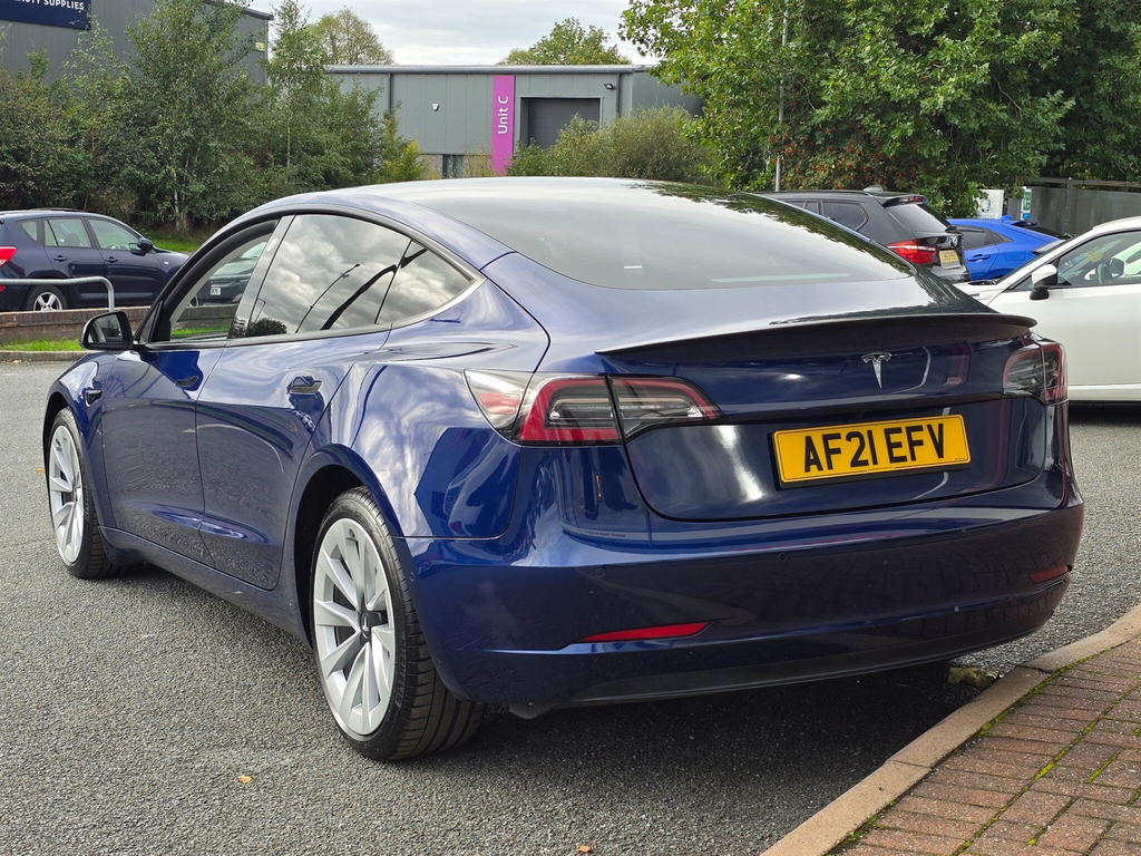 Tesla Model 3 Saloon Blue #3