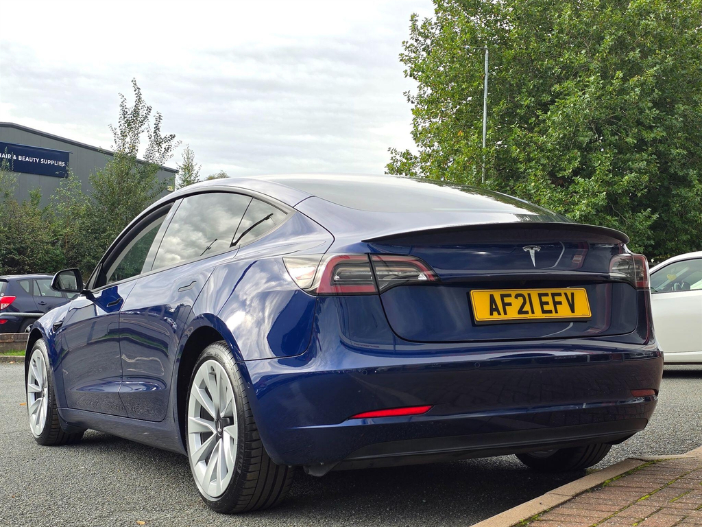 Tesla Model 3 Saloon Blue #5