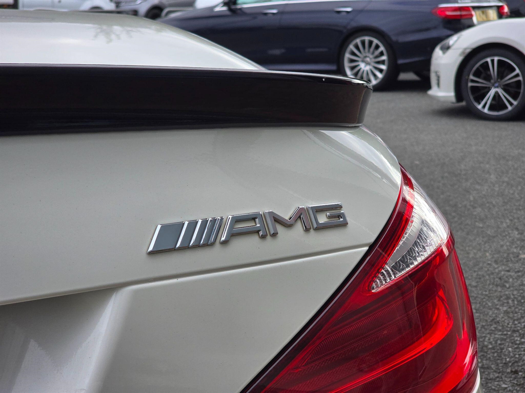 Mercedes-Benz SL Class Convertible White #67