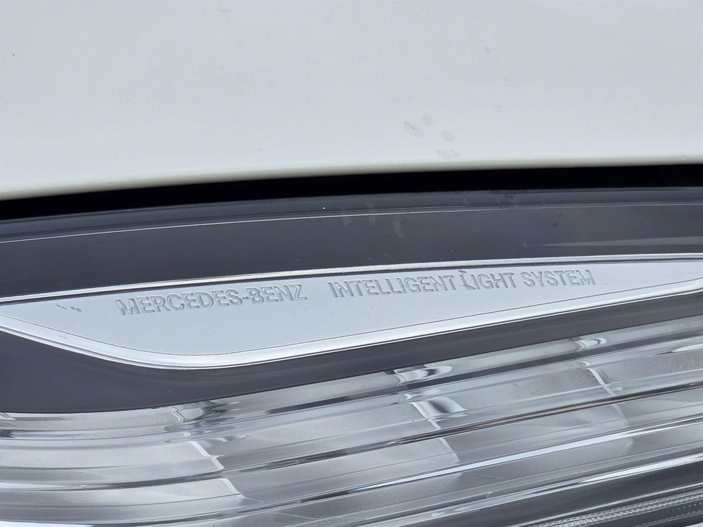 Mercedes-Benz SL Class Convertible White #69