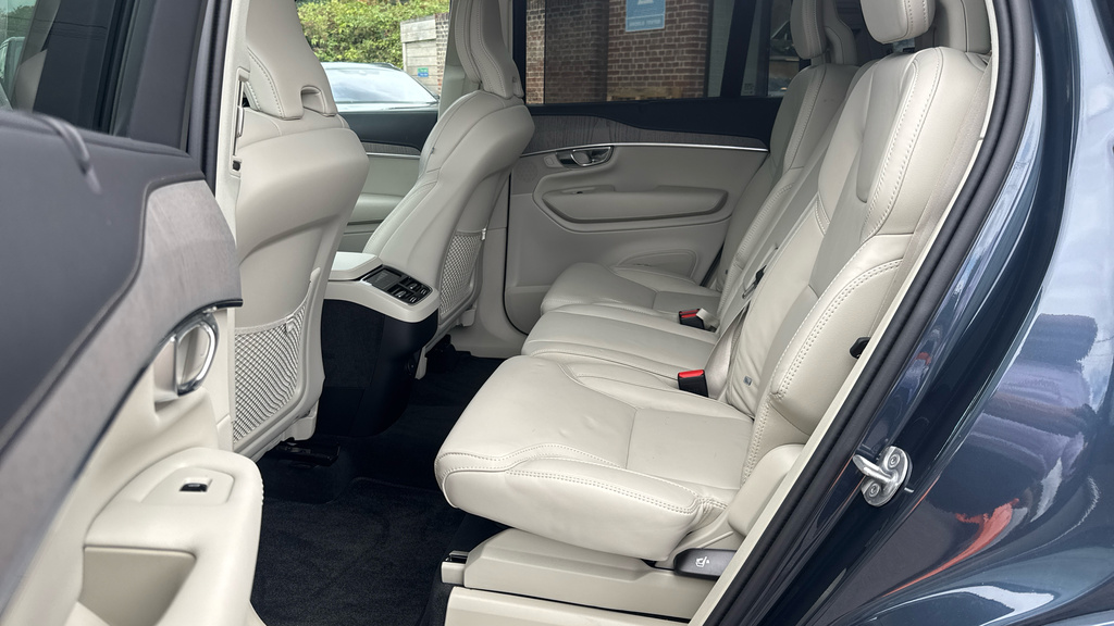 Volvo XC90 Ultimate Dark Blue #4