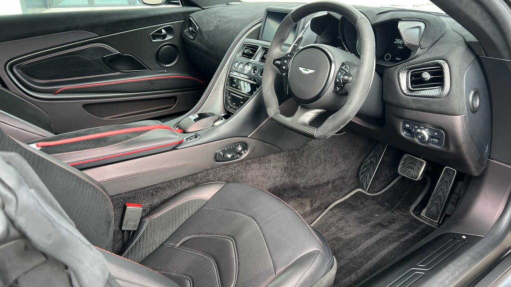 Aston Martin DBS Coupe Black #3