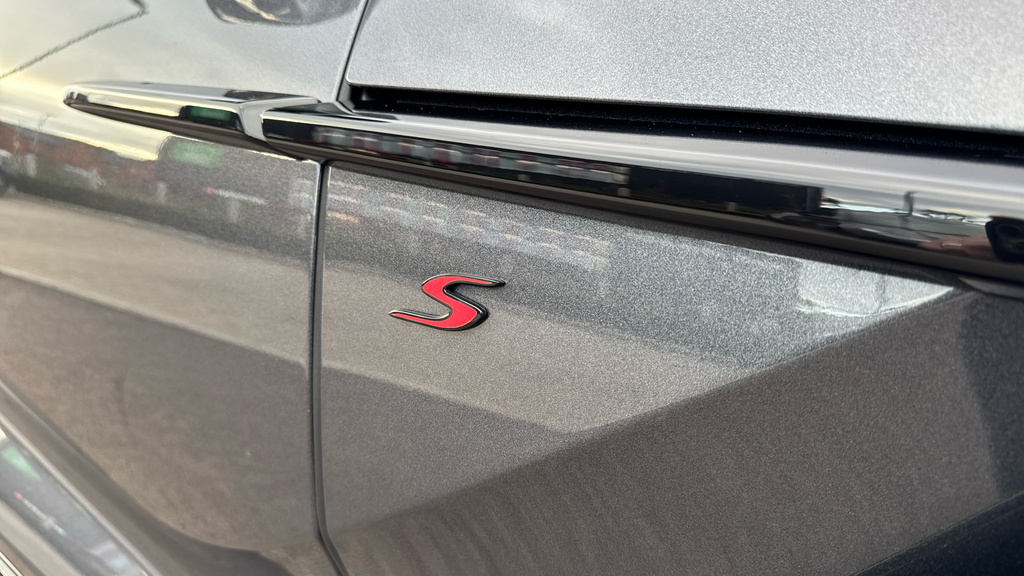 Aston Martin DBX Suv Brown #19