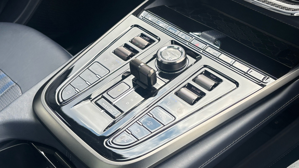 Aston Martin DBX Hatchback Grey #25