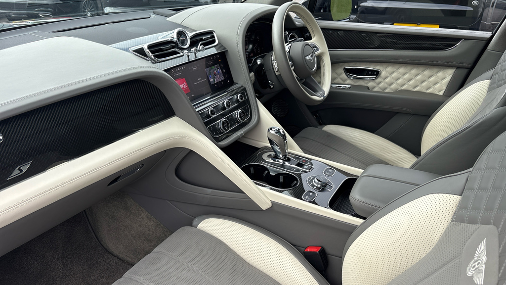 Bentley Bentayga Estate #2