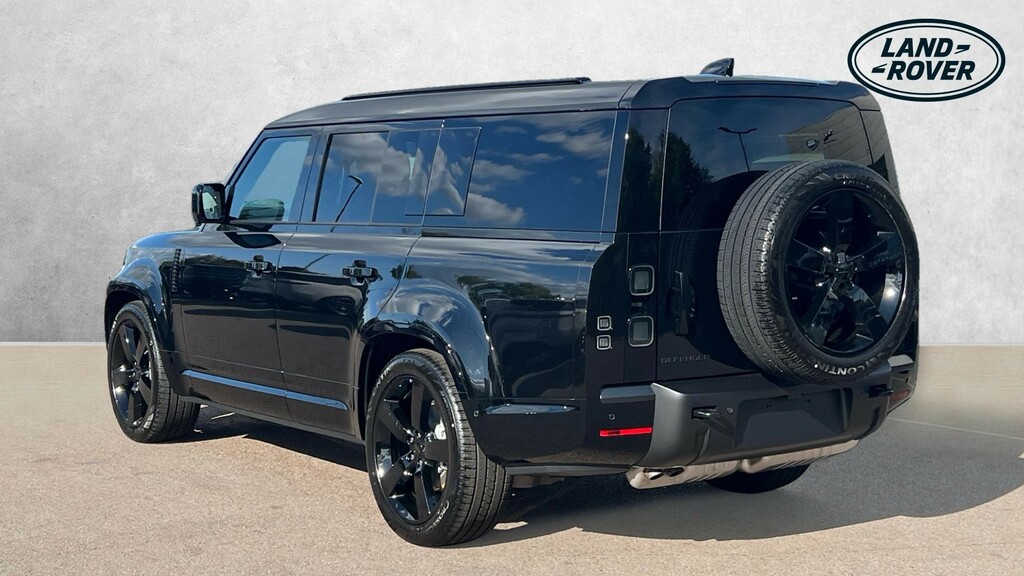 Land Rover Defender 130 Estate Black #2