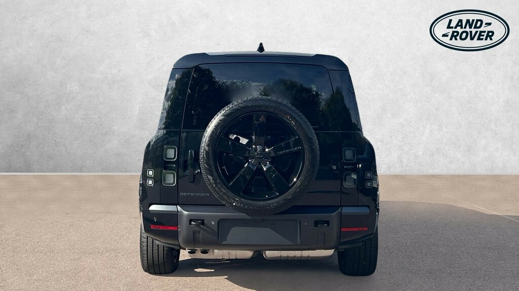 Land Rover Defender 130 Estate Black #6