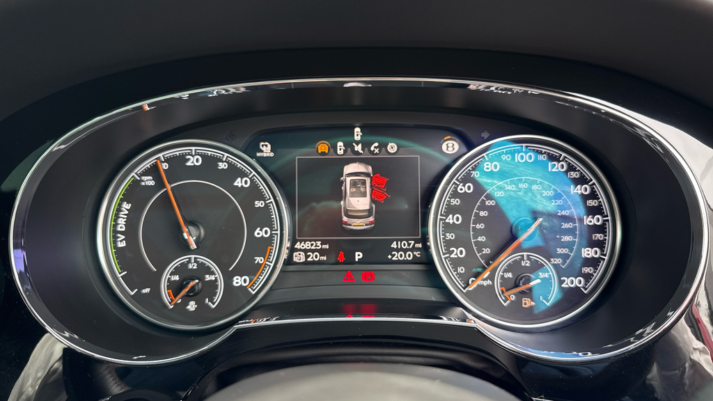 Bentley Bentayga Mulliner-city-tour Blue #28