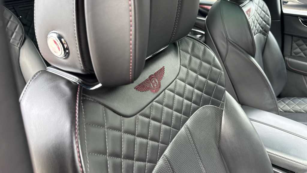 Bentley Bentayga Mulliner-city-tour Blue #22