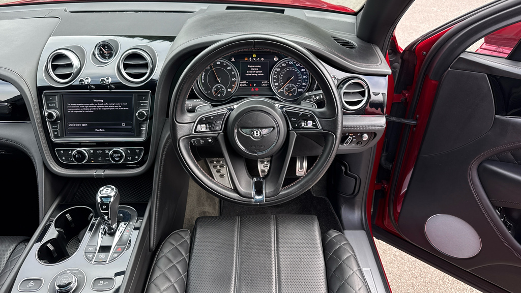 Bentley Bentayga Mulliner-city-tour Blue #16