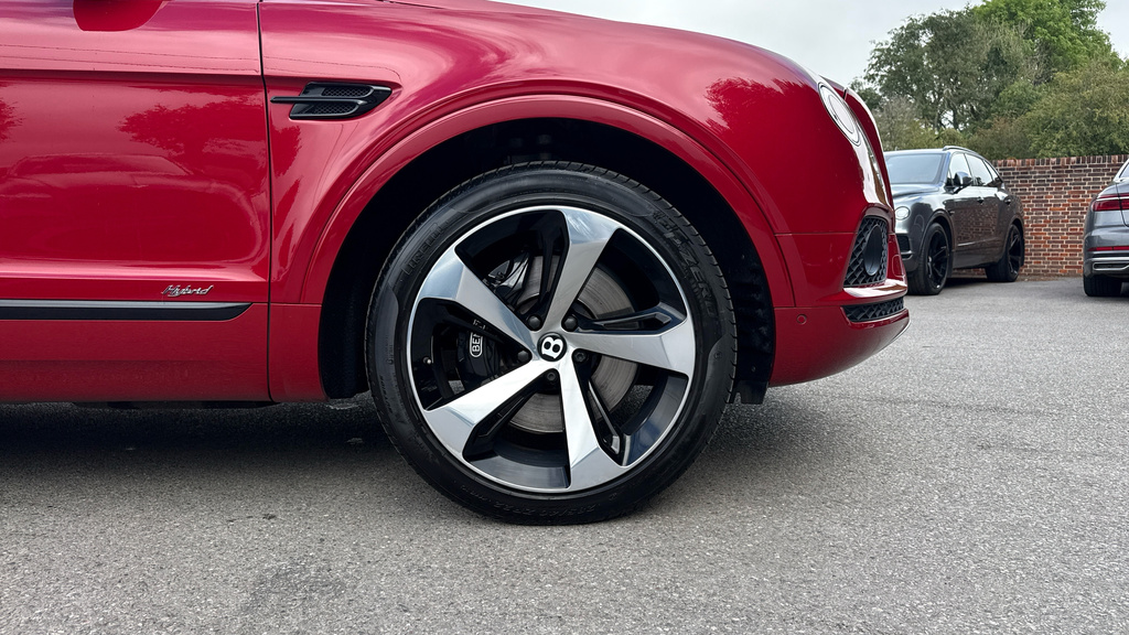 Bentley Bentayga Mulliner-city-tour Blue #6