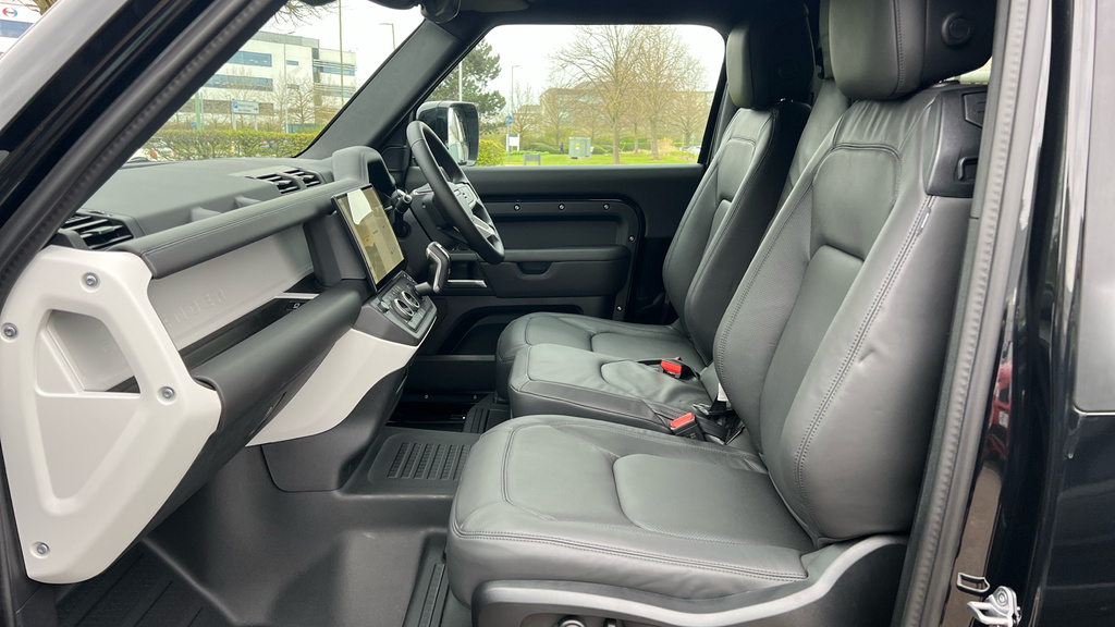 Land Rover Defender 90 Estate Black #3