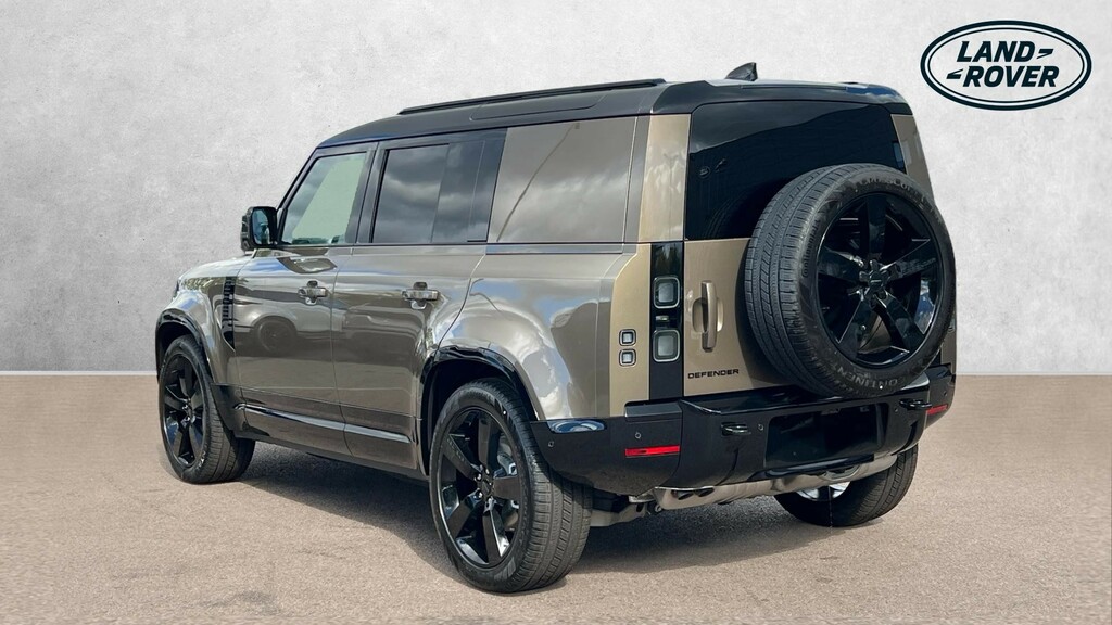 Land Rover Defender Mpv #2