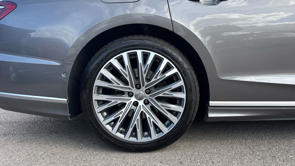 Audi A8 Saloon Grey #6