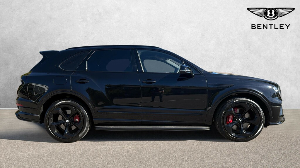 Bentley Bentayga Estate Black #5