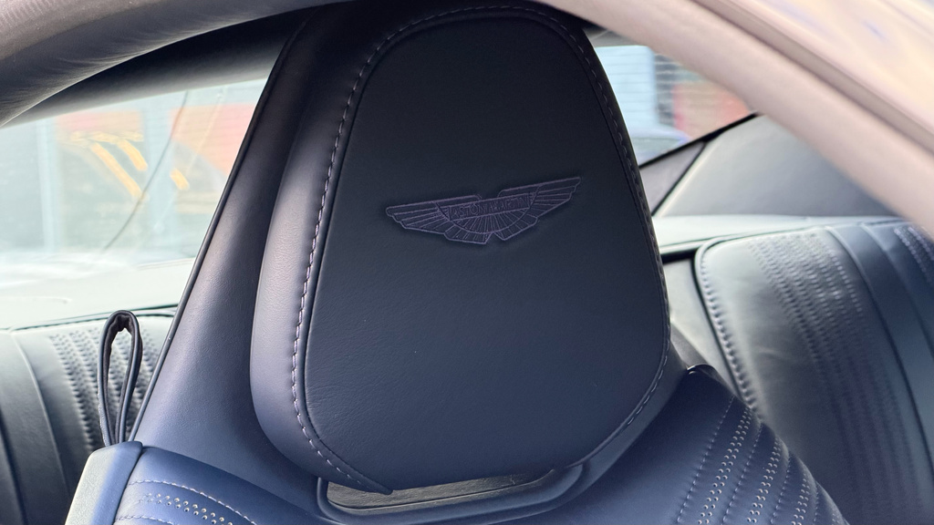 Aston Martin DB11 Coupe Black #5