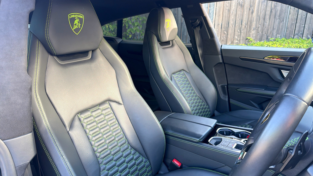 Lamborghini Urus Estate  #4