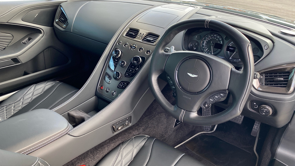 Aston Martin Vanquish Coupe Silver #3