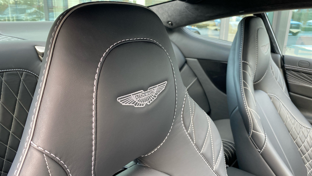 Aston Martin Vanquish Coupe Silver #5