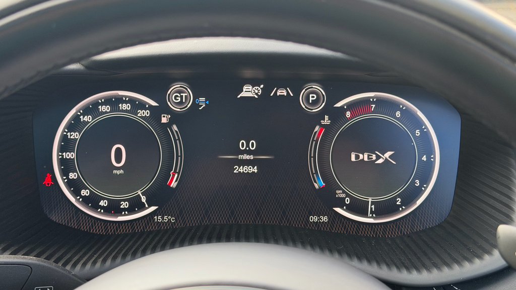 Aston Martin DBX Hatchback White #6