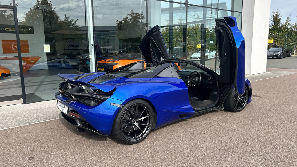 McLaren 720S Convertible Blue #26