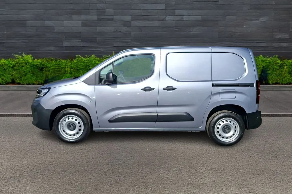 Vauxhall Combo 1.5D 100 Prime Plus H1 Van Silver #4