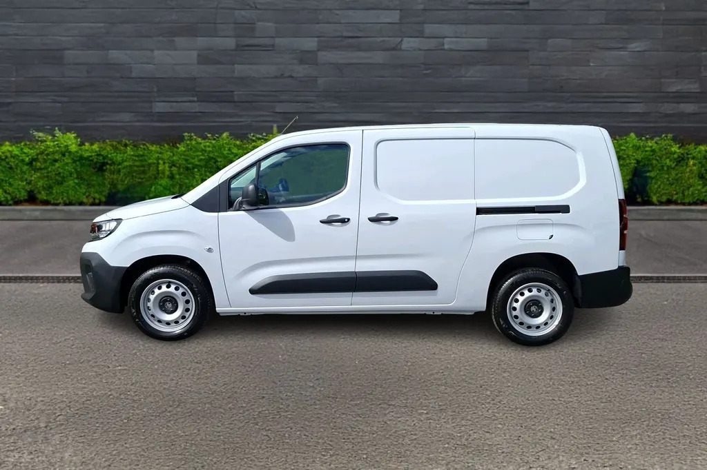 Vauxhall Combo 1.5D 100 Prime Plus H1 Van White #4